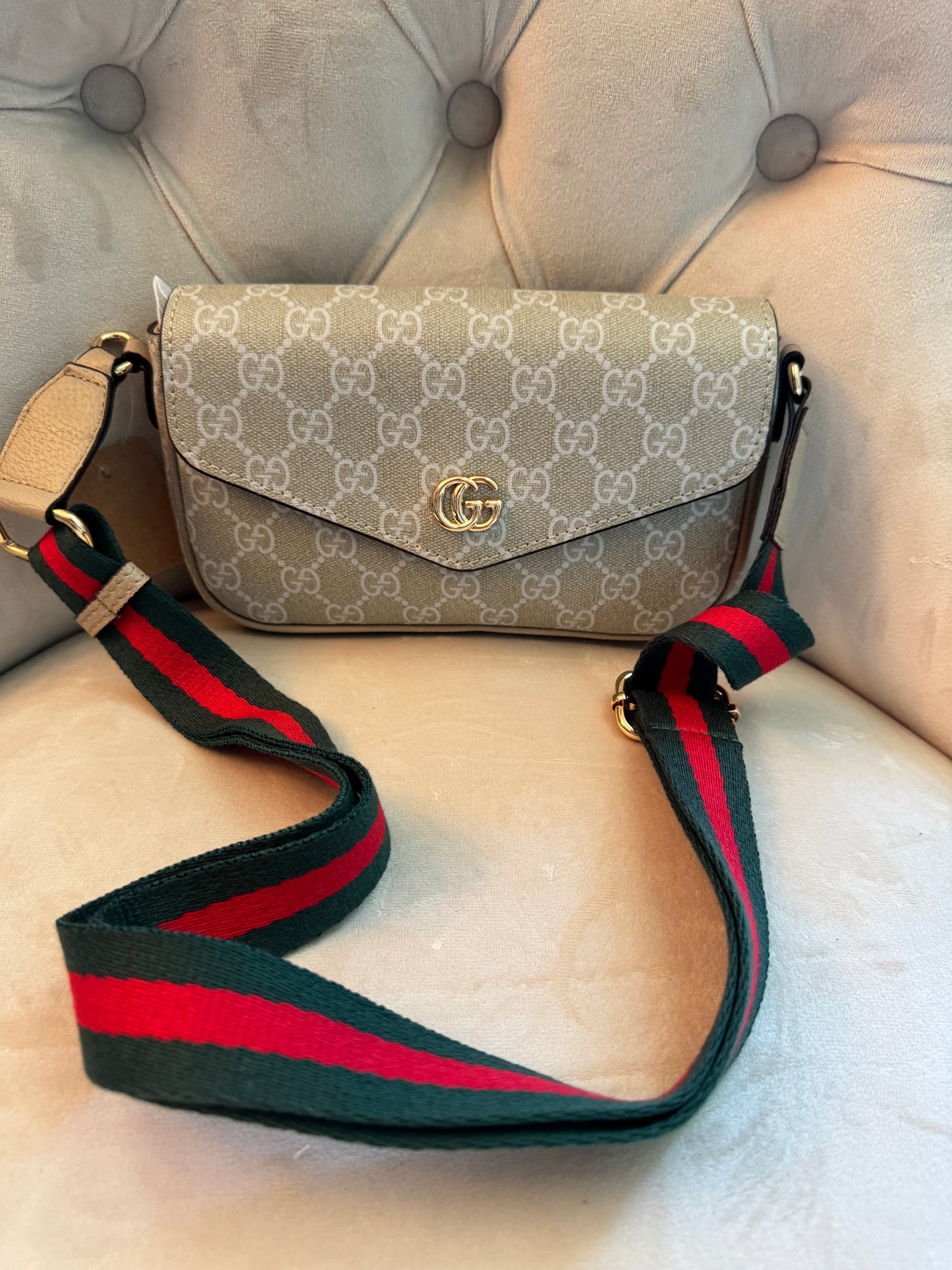 Graceful Purse